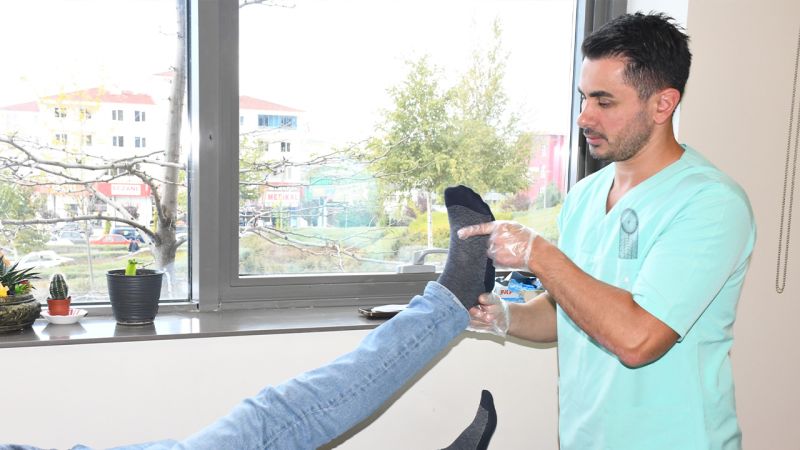 Yozgat Şehir Hastanesi Fiziksel Tıp ve Rehabilitasyon Uzmanı Uz. Dr. Cihan Koç'tan Kemik Erimesi uyarısı
