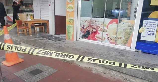 Esenyurt’ta döner dükkanında silahlı kavga: 2 yaralı