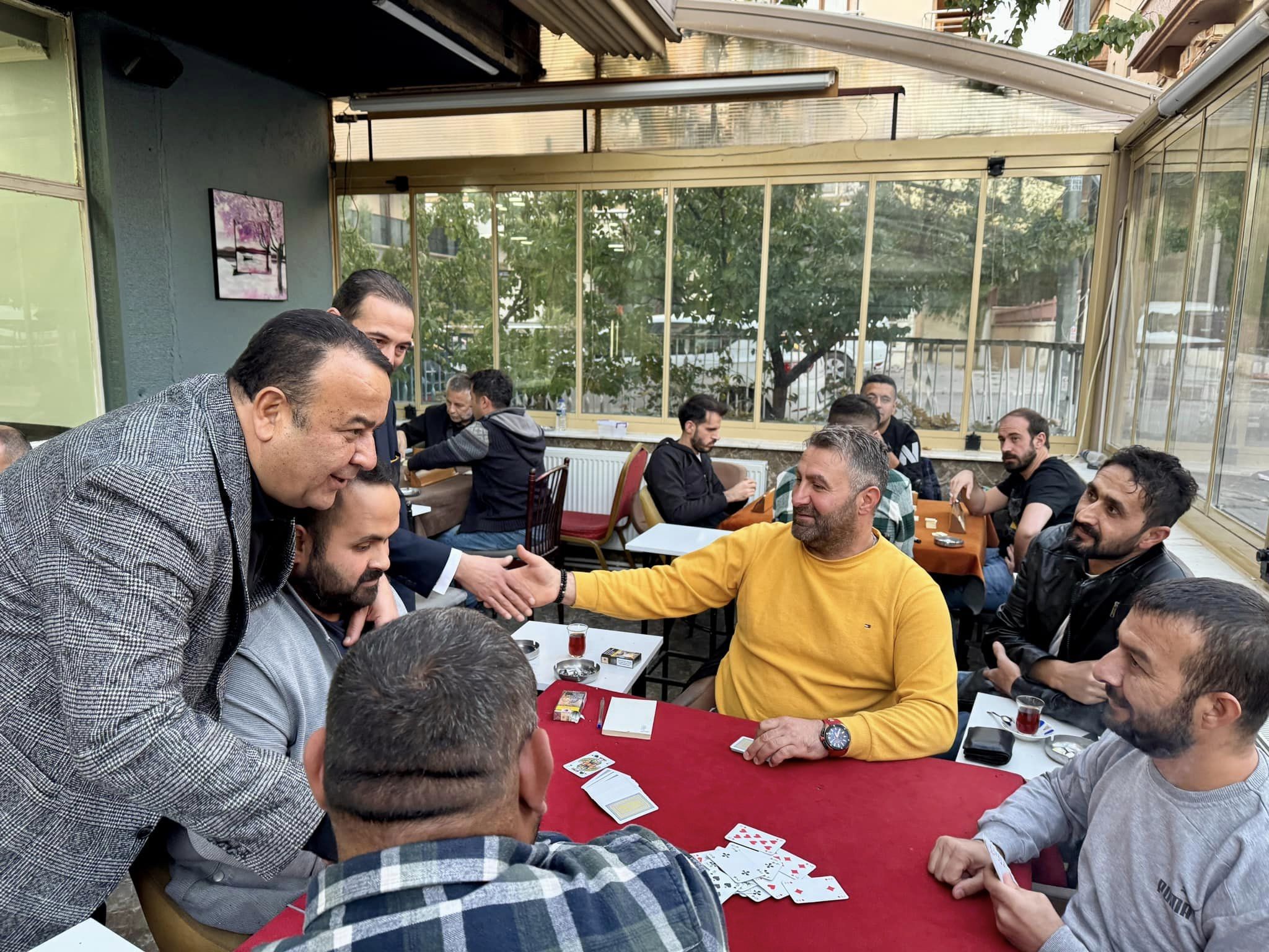 Bağımsız Ankara Milletvekili Beker; Siyasetin konuşulduğu Kahvehanelerde sorun dinledi