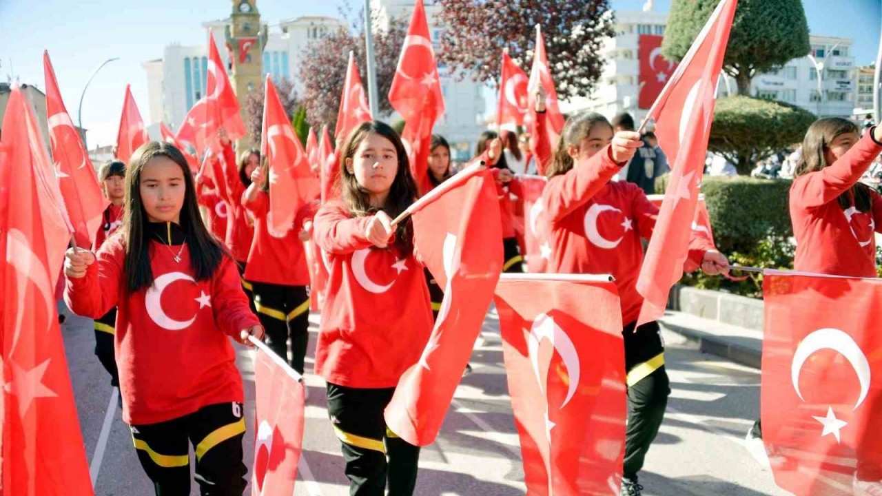Yozgat’ta Cumhuriyet’in 101. yılı coşku ile kutlandı