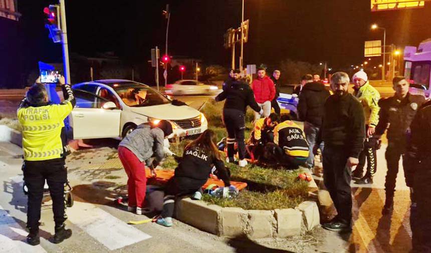 Yozgat-Alaca Yolunda Kaza! 2 Kişi Yaralandı!