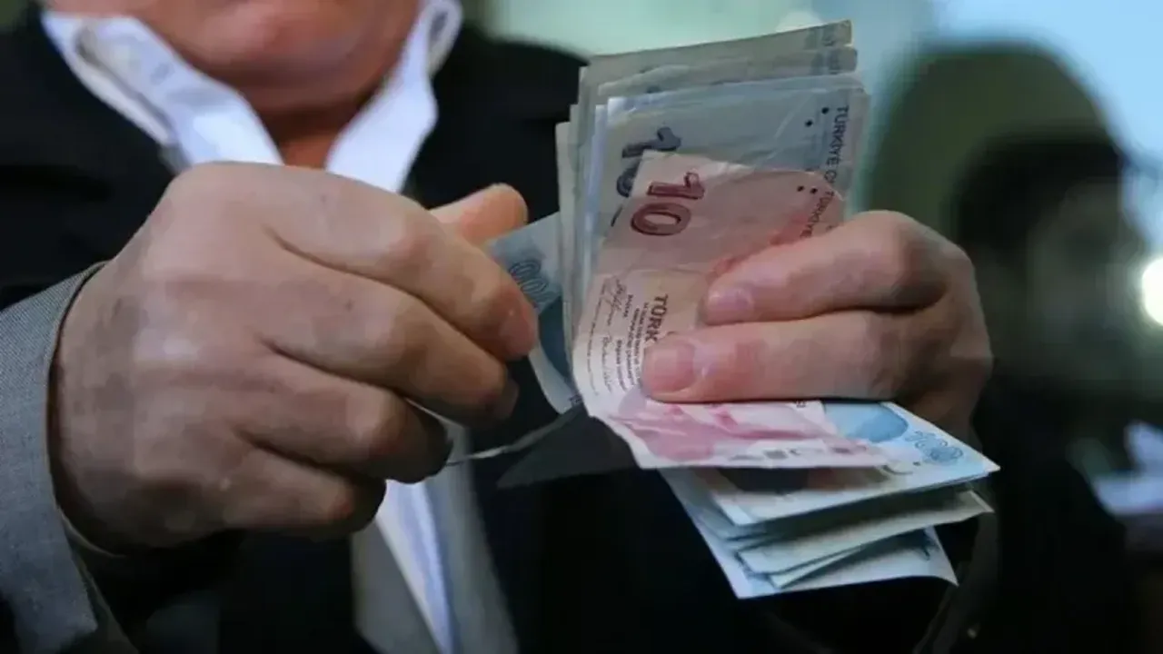 Emekli ve Memur Zammında Şok Tahminler! İşte 4 Formül ile Maaş Hesaplama Rehberi