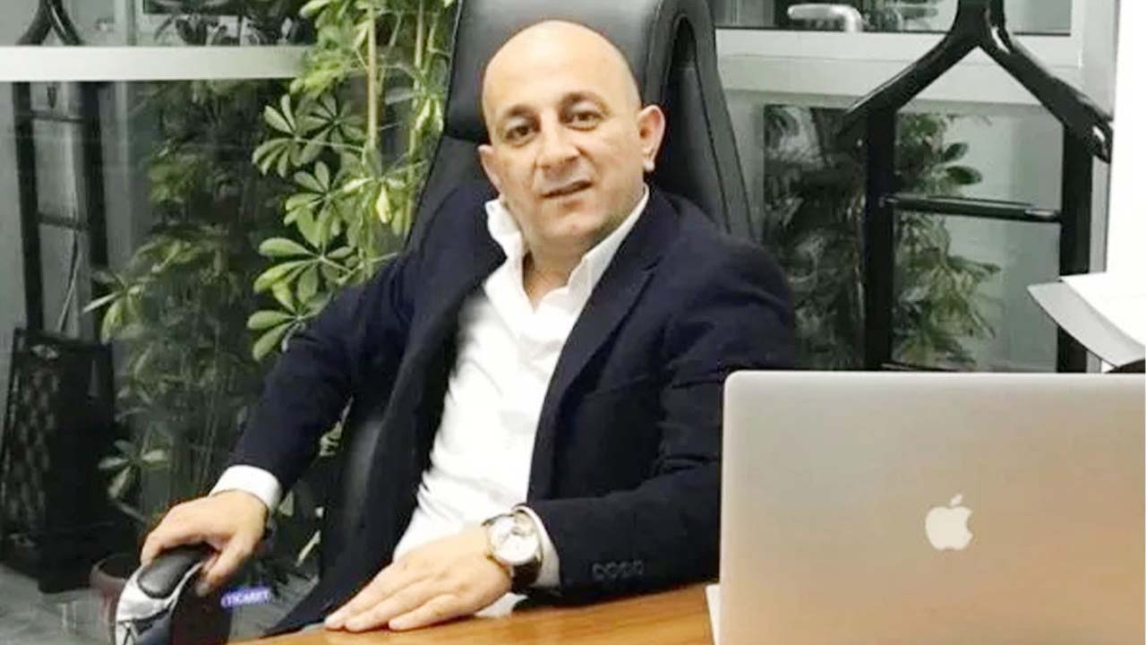 Yozgatlı İş İnsanı Kızıltaş’tan Bolu Belediye Başkanı Özcan’a Siyah Çelenk!
