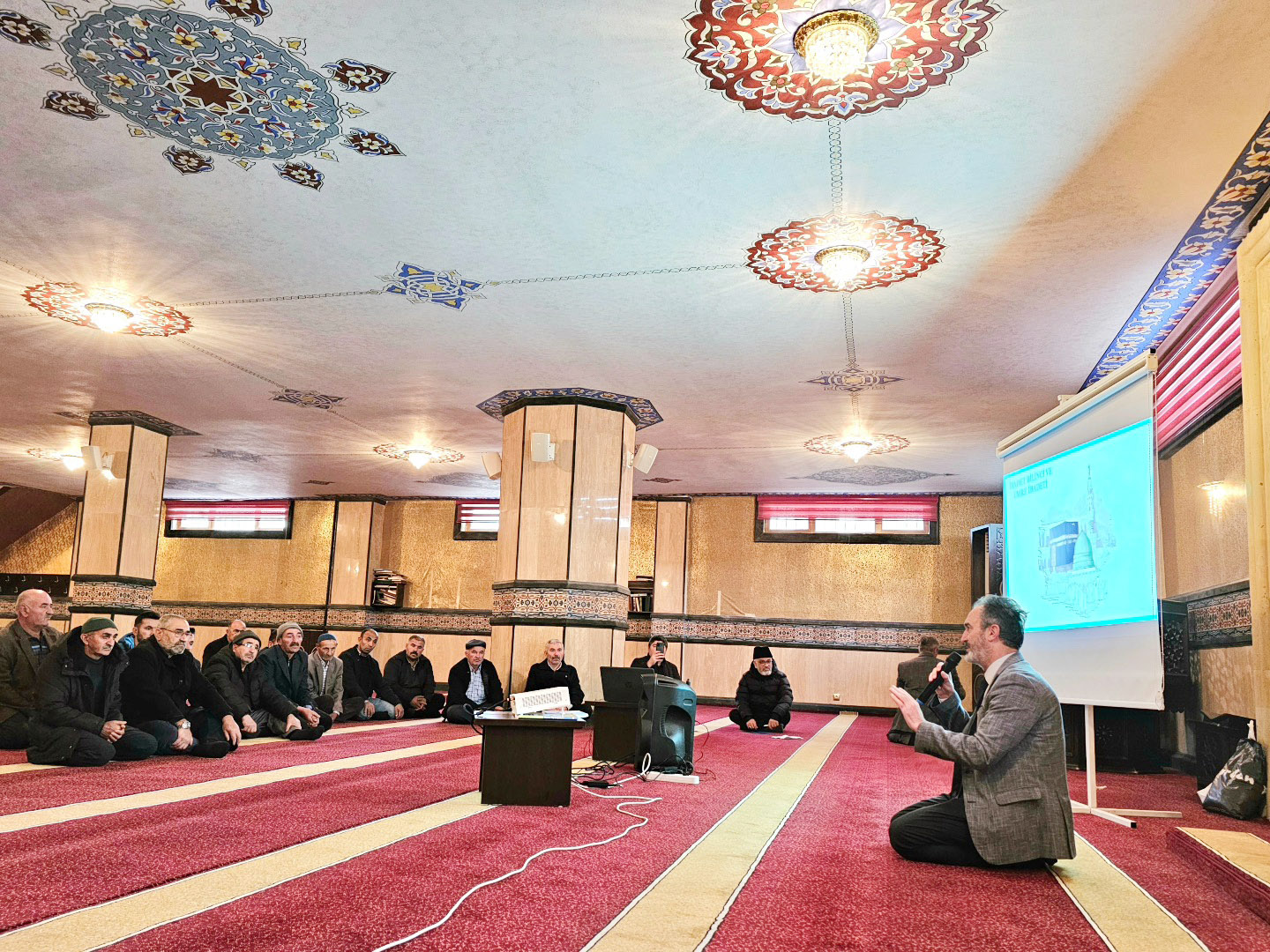 Yozgatlı Umre Yolcularına Eğitim!