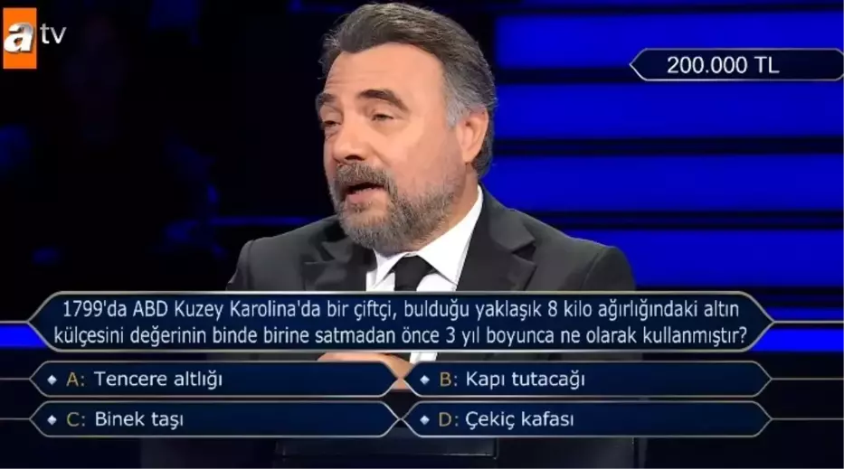 1799'da ABD Kuzey Karolina'da bir çiftçi, bulduğu yaklaşık 8 kilo ağırlığındaki altın külçesini değerinin binde birine satmadan önce 3 yıl boyunca...