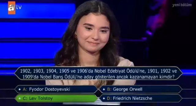 1902, 1903, 1904, 1905 ve 1906'da Nobel Edebiyat Ödülü'ne, 1901, 1902 ve 1909'da Nobel Barış Ödülü'ne aday gösterilen an