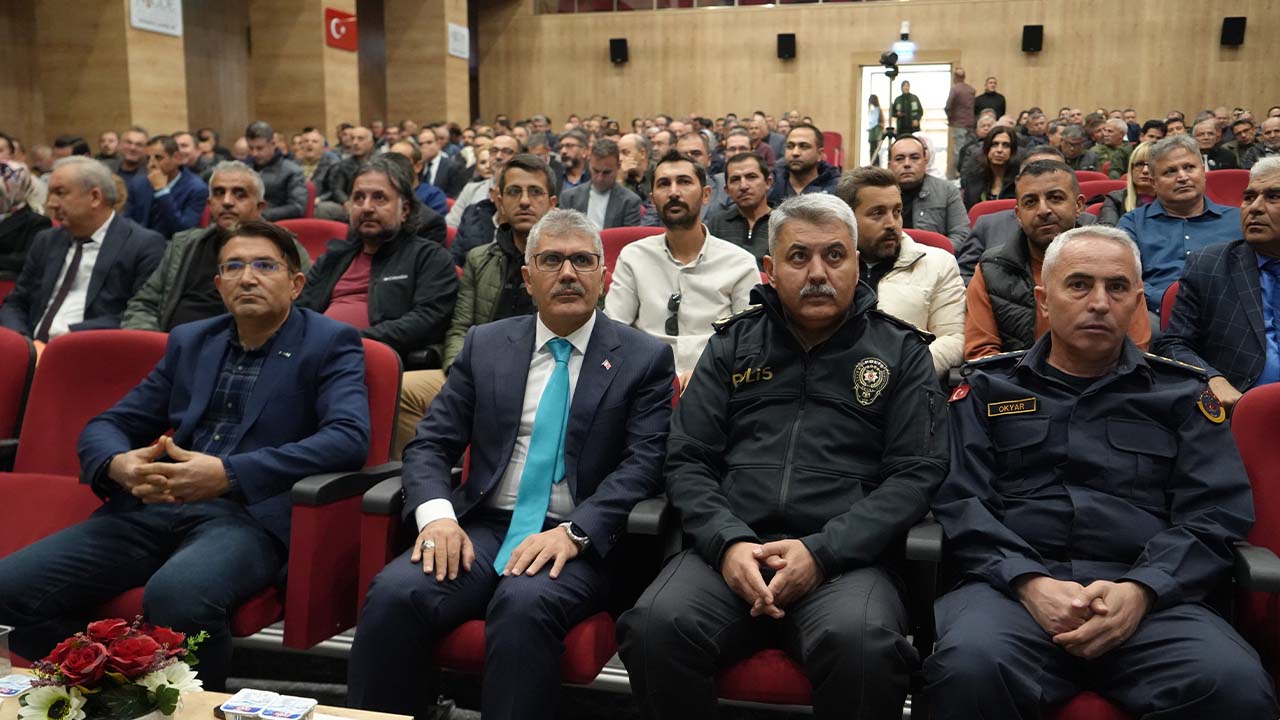 Niğde’de Eğitimcilere Uyuşturucu ile Mücadele Eğitimi Verildi