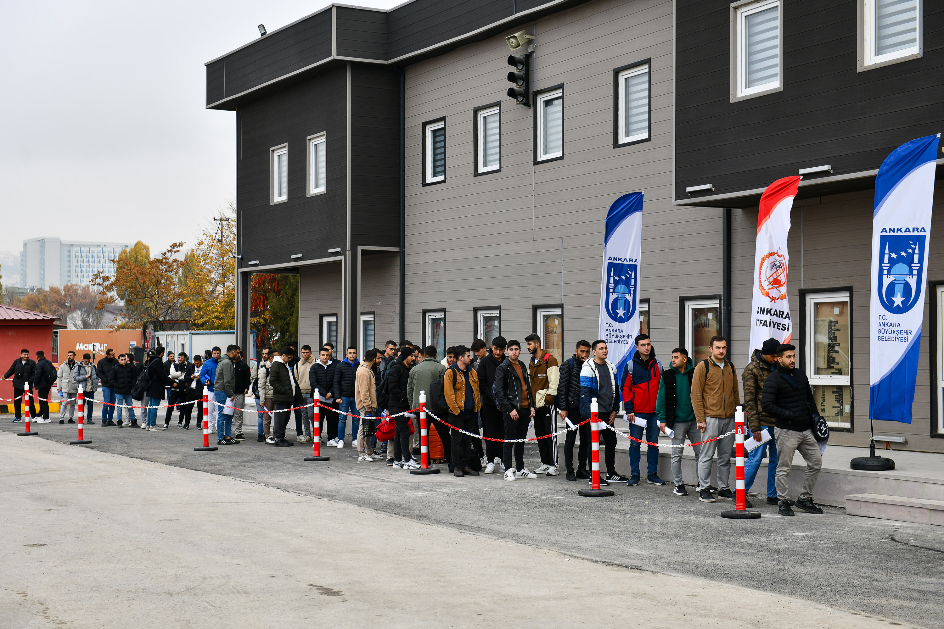 Ankara İtfaiyesi 300 İtfaiye Memuru Alımı İçin Başvuruları Kabul Ediyor