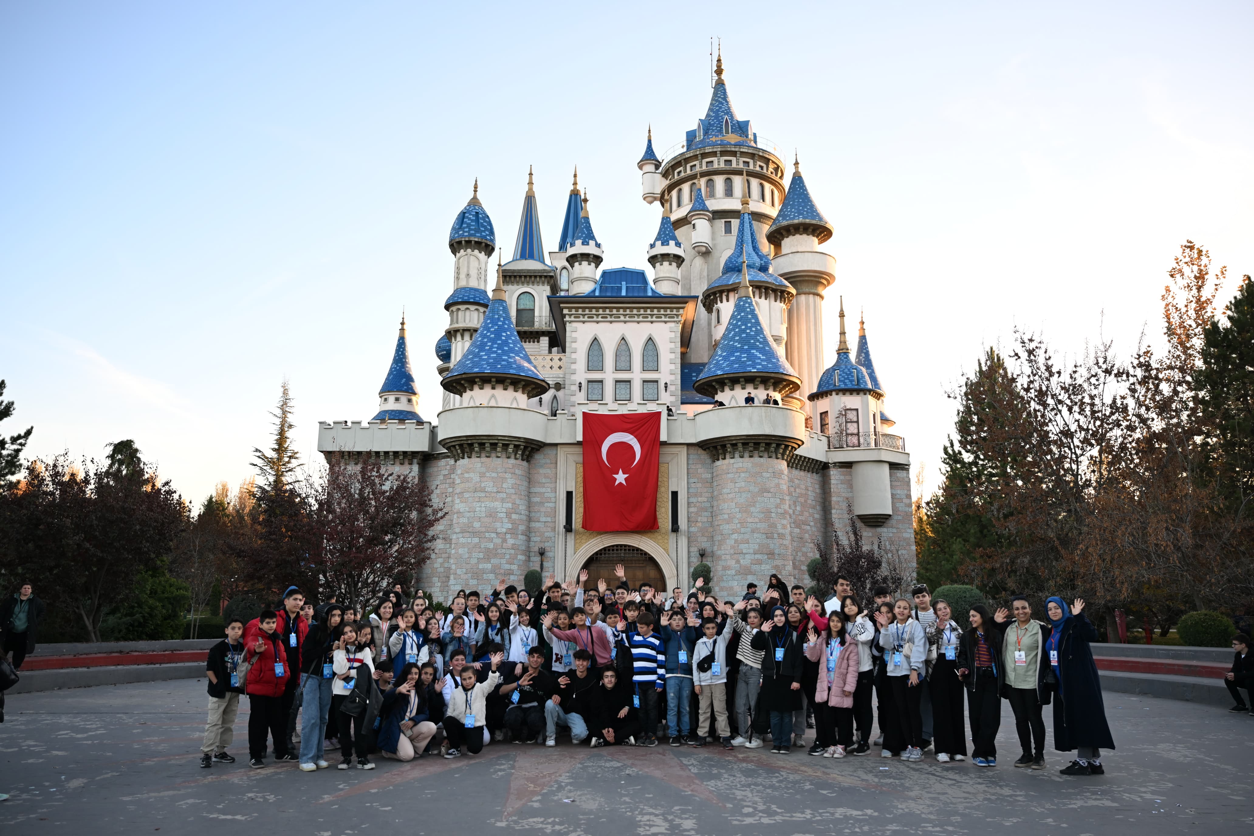 Altındağlı Gençlere Tatil Hediyesi
