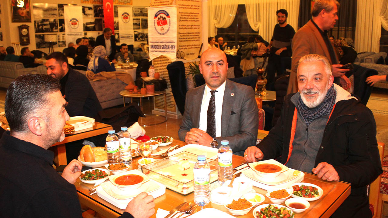 Anadolu Sağlık Sen Üyeleri Arabaşı Şöleninde Buluştu