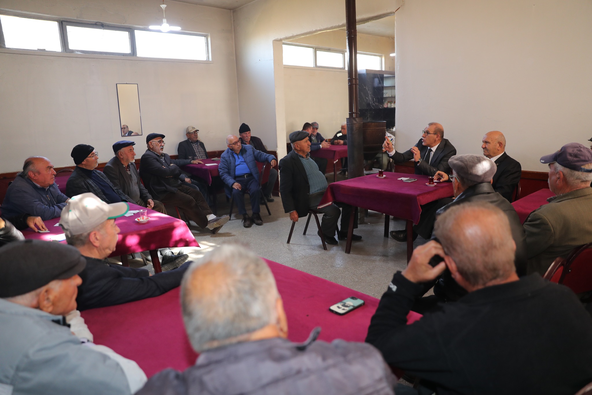Ayaş Belediye Başkanı Demircioğlu, Sinanlı Mahallesi’nde Vatandaşlarla Buluştu