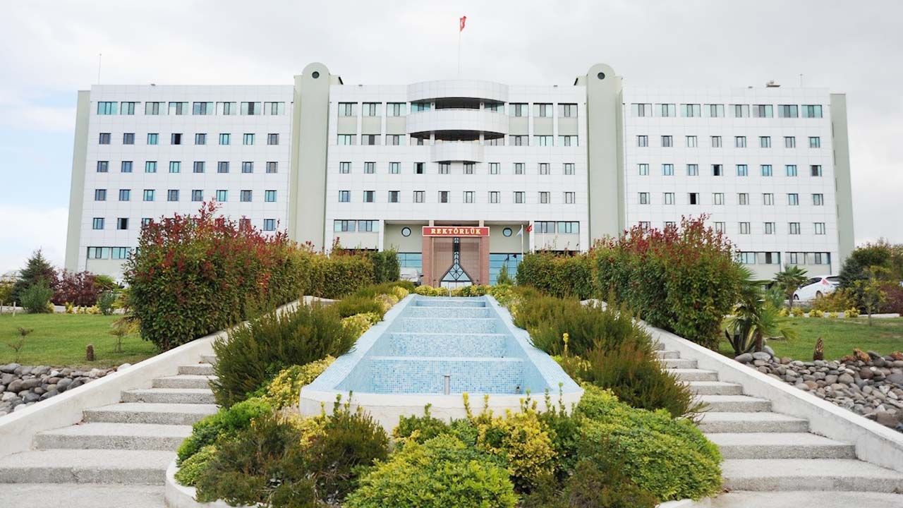 Akademisyenlere Fırsat: Kadro Başvuruları Başladı!