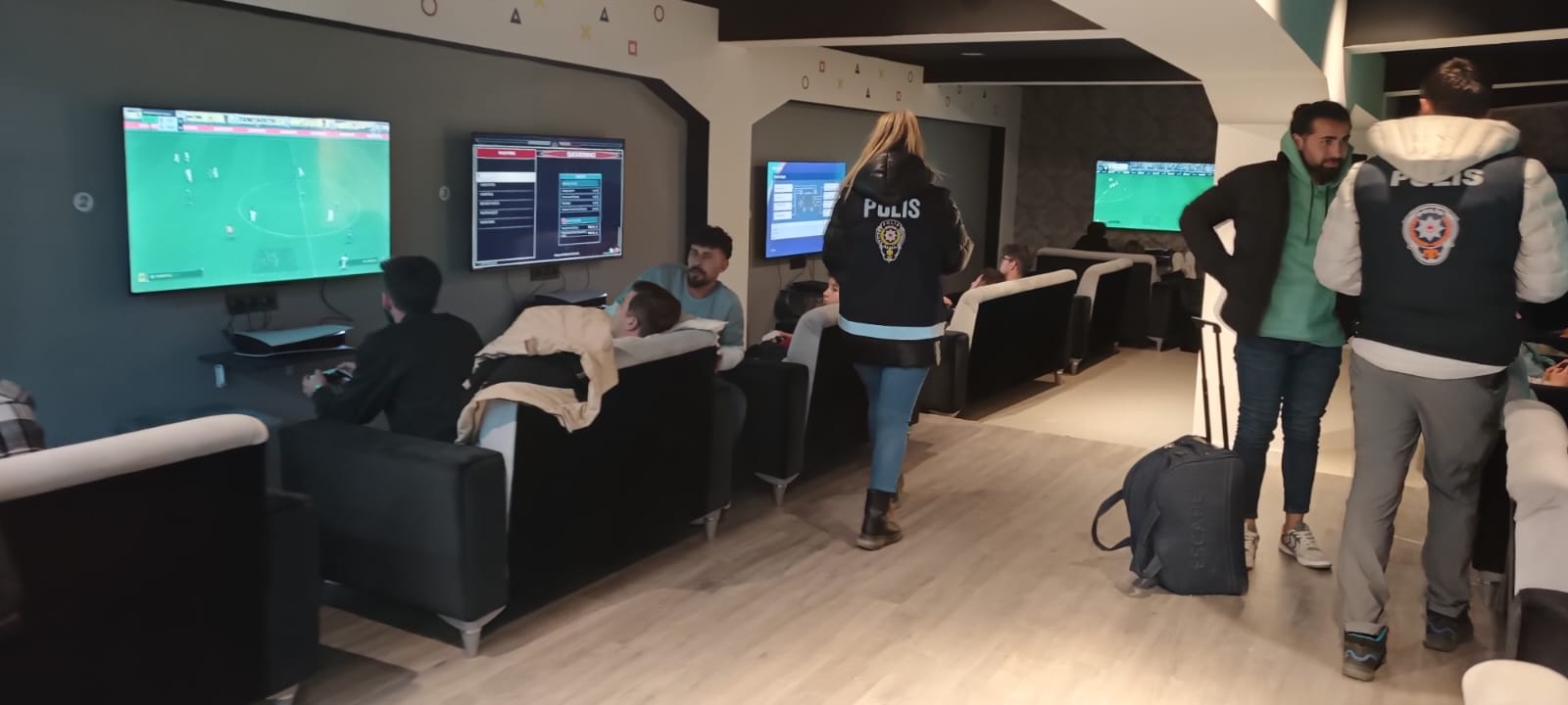 Yozgat'ta emniyet ekipleri tek tek inceliyor!