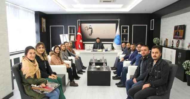 Eğitim Tiyatro Derneği üyeleri Karacoşkun’la bir araya geldi