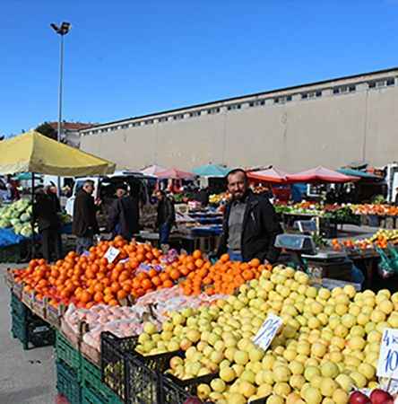Pazarcı Esnafı Kapalı Pazar Yeri İstiyor