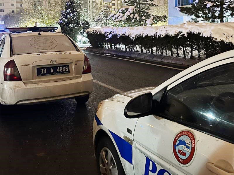 Komşuların kavgası kötü bitti: bir anda ortalık karıştı!