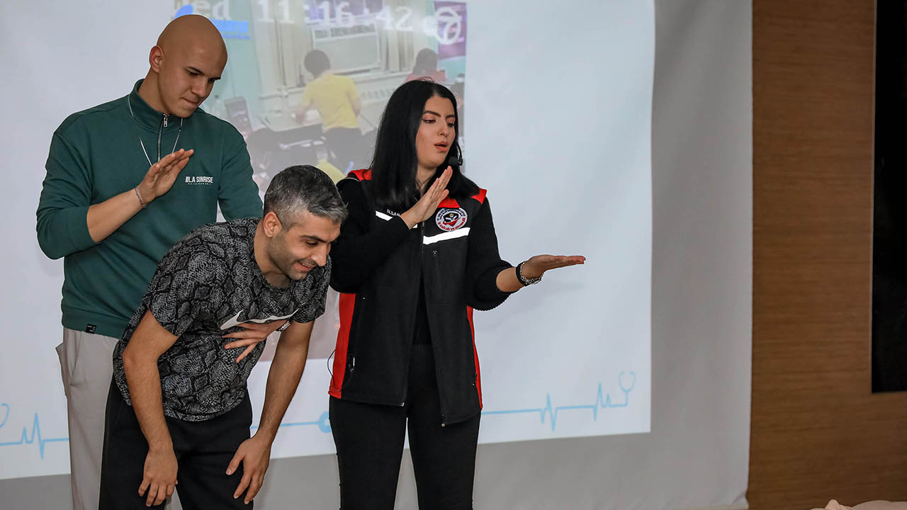 Ankara Büyükşehir Belediyesi Personeline ilk yardım eğitimi
