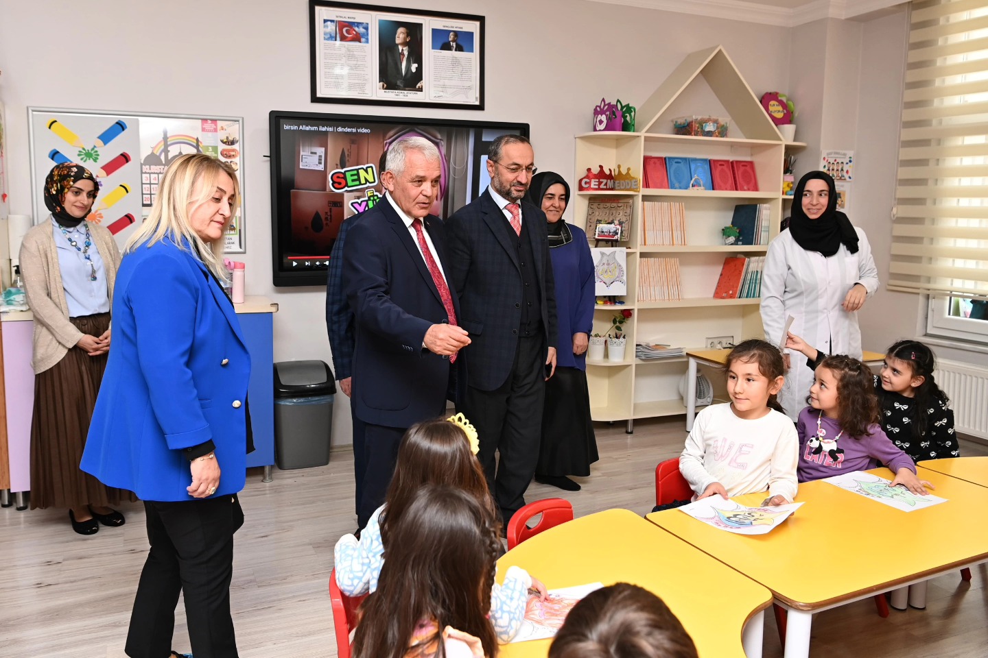 Mamak Belediye Başkanı Şahin, Kur'an Kursu Öğrencileriyle Bir Araya Geldi