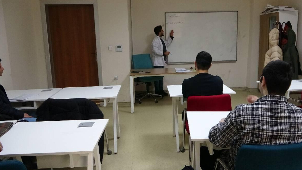 MEB'den Türkiye'de Bir İlk: Kuyumculuk Alanında "Sektör İçi" Eğitim Merkezi Açılıyor