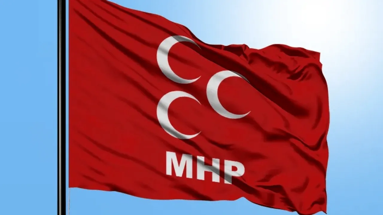 MHP'den Sürpriz İstifa!