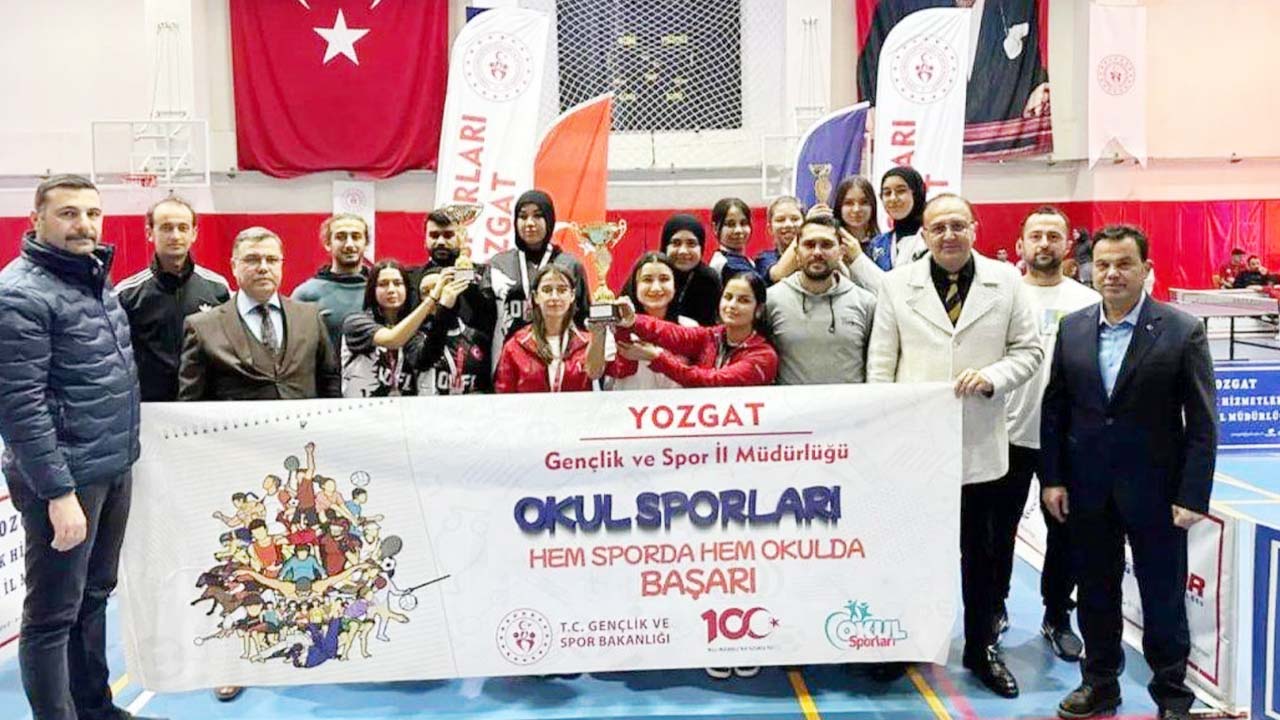 Yozgat'ta Dereceye Giren Sporcular Ödüllerini Aldı!