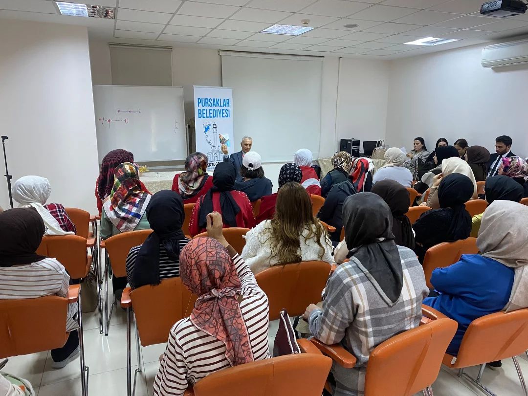 Pursaklar Belediyesi’nden Kadınlara Meme Kanseri Farkındalık Eğitimi