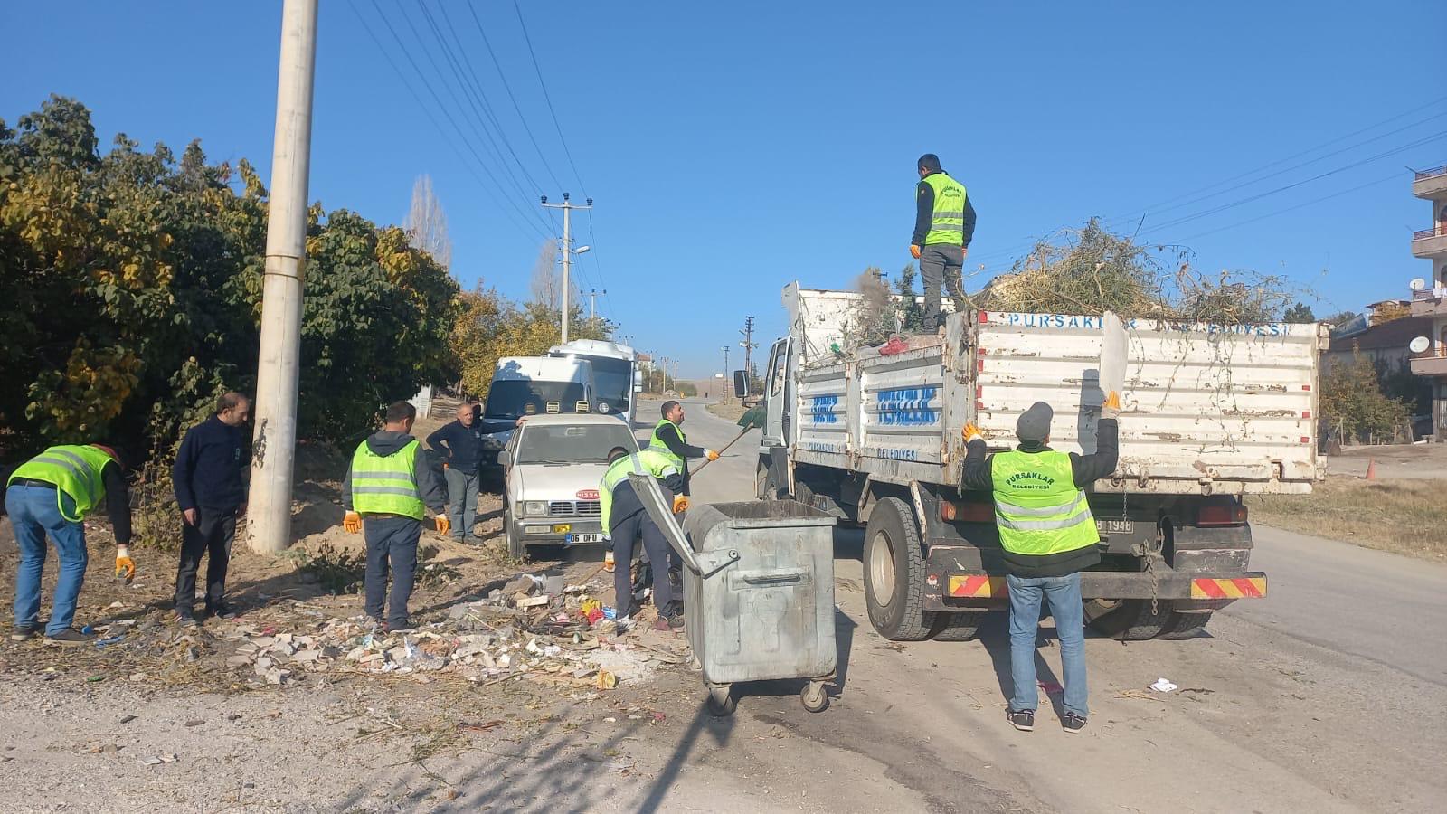 Pursaklar Belediyesi’nden Kesintisiz Temizlik Çalışması