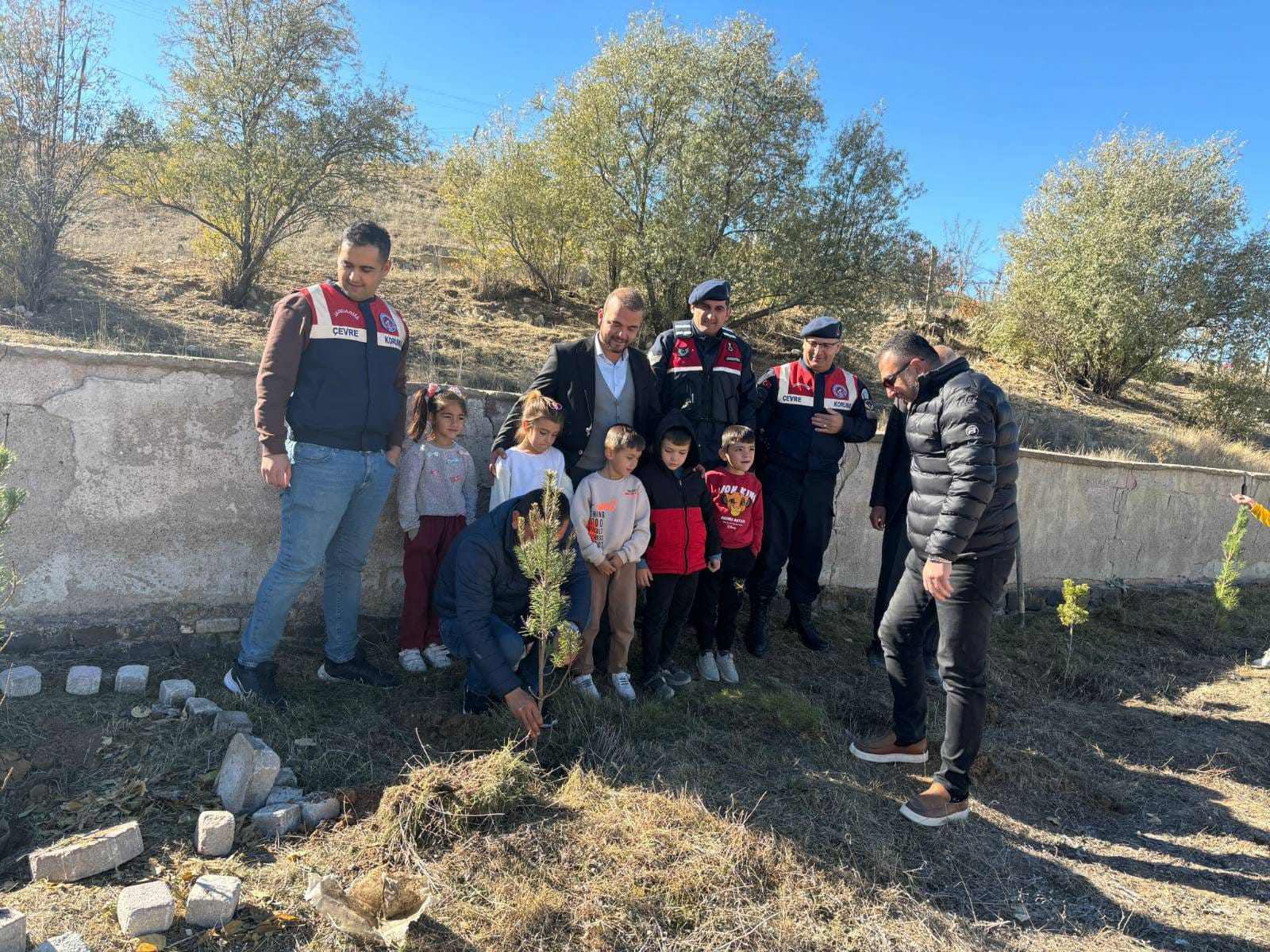 Yozgat’ta Jandarma ve Öğrencilerden Ağaçlandırma Faaliyeti: Doğaya Destek Devam Ediyor