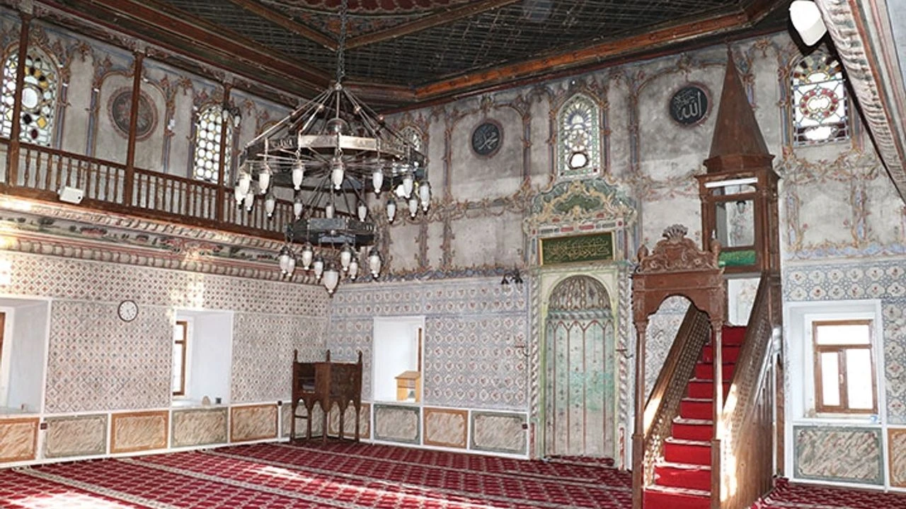 Yozgat’ın Tarih Kokan İbadet Yerleri: Camilerle Dolu Bir Zaman Yolculuğu!