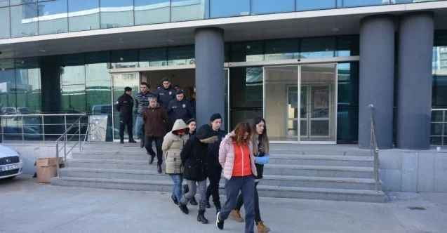 Uyuşturucu tacirlerine şafak baskını: 24 gözaltı