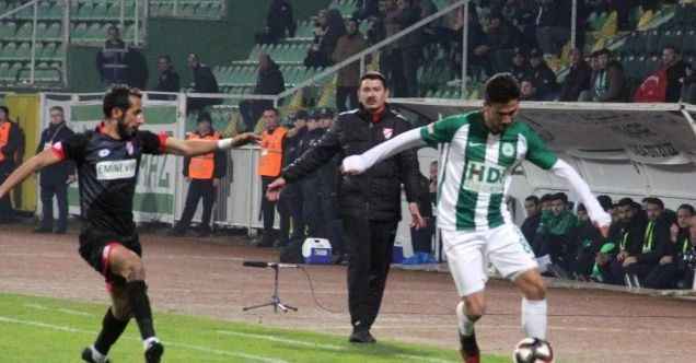 TFF 1. Lig: Giresunspor: 1 - Boluspor: 0 (İlk yarı sonucu)