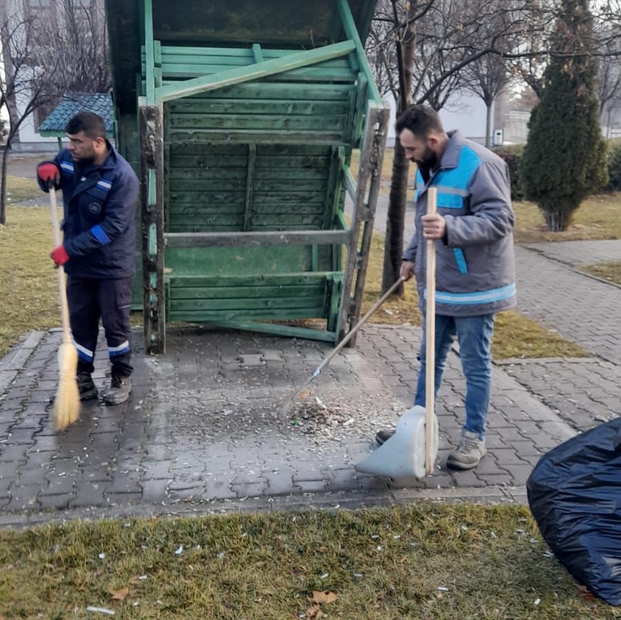 Akyurt Belediye Başkanı Hilal Ayık: Parklarımızın Temizliği Özenle Yapılıyor