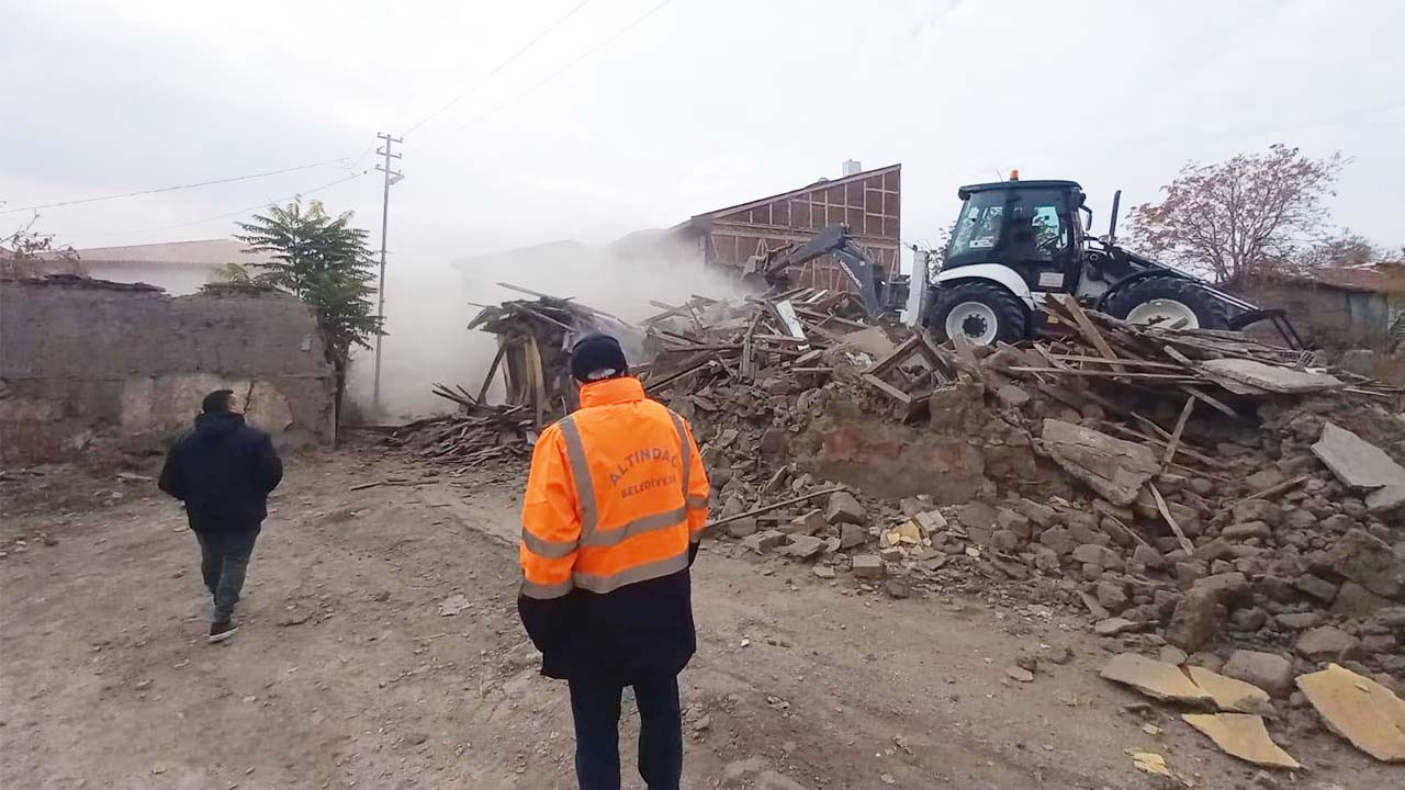 Altındağ’da Metruk Yapılara Geçit Yok!