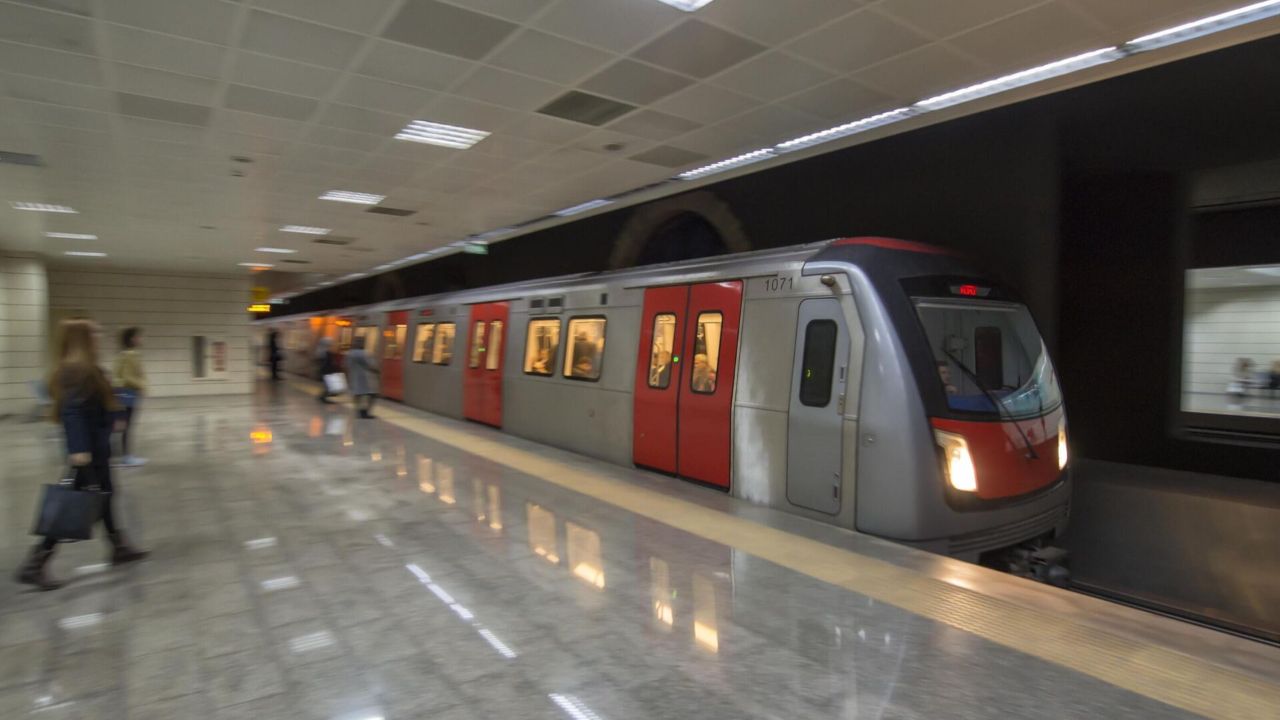 Ankara'da Metro Seferleri Neden Durduruldu, Başladı mı?