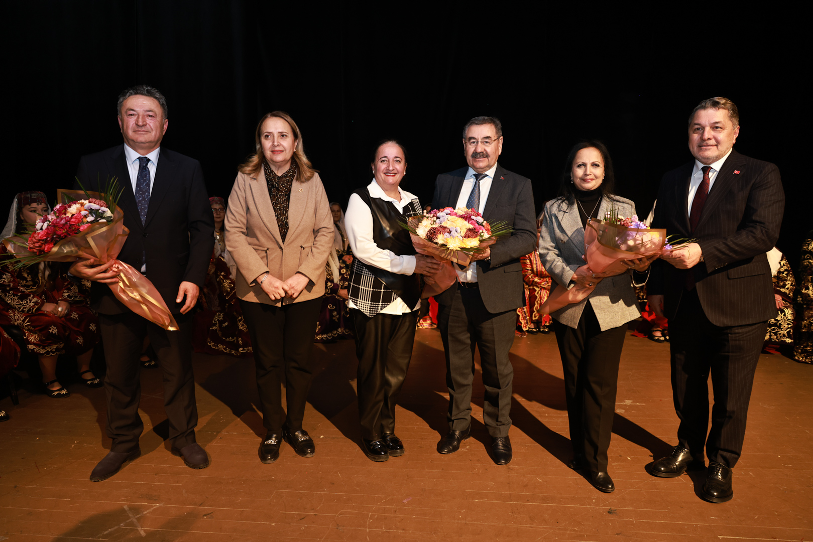 Gölbaşı'nda Bacıerenlerden Kınası Gecesi kültürünü yaşatıldı