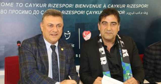 Ünal Karaman, Çaykur Rizespor ile 1.5 yıllık sözleşme imzaladı