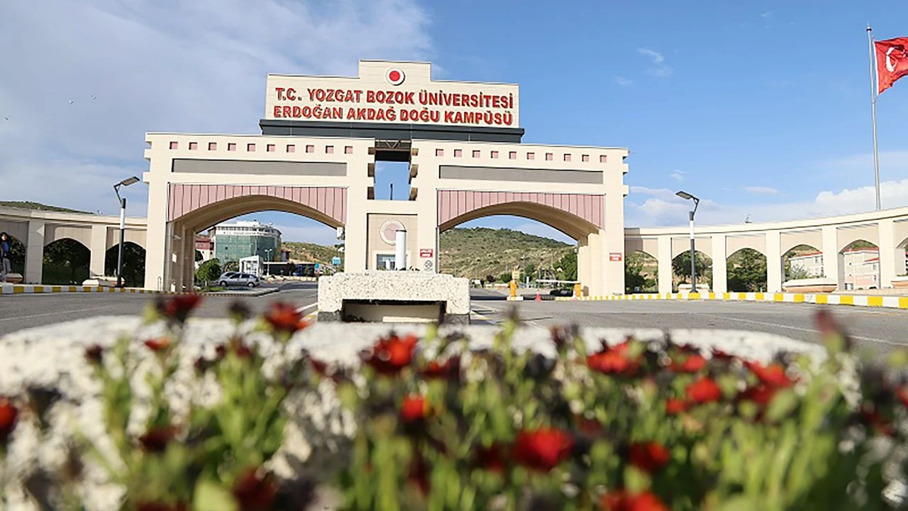 Türkiye'nin En İyi 23 Üniversitesi Açıklandı! YOBÜ Listede Var mı?
