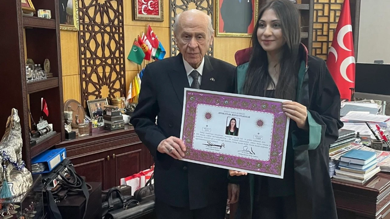 Avukat Gizem Fettahlıoğlu Kimdir, Nereli, Kaç Yaşında, İnstagram Hesabı Nedir?