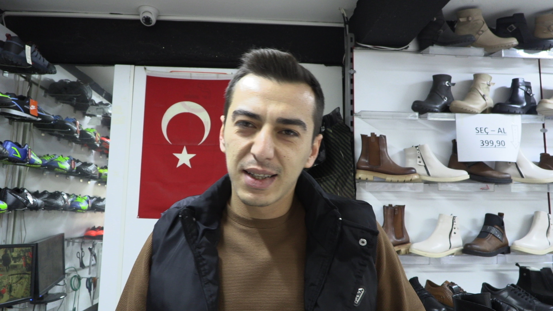Yozgat’ta Merkez Ayakkabı ile Hizmet Veriyor
