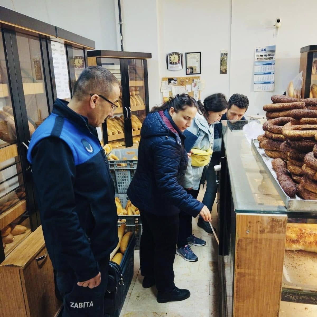 Kızılcahamam Belediyesi Zabıtası Market ve Fırınları Mercek Altına Aldı!