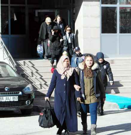 Yozgat'ta FETÖ/PDY'nin Bayan Yapılanmasına Polis Operasyonu...