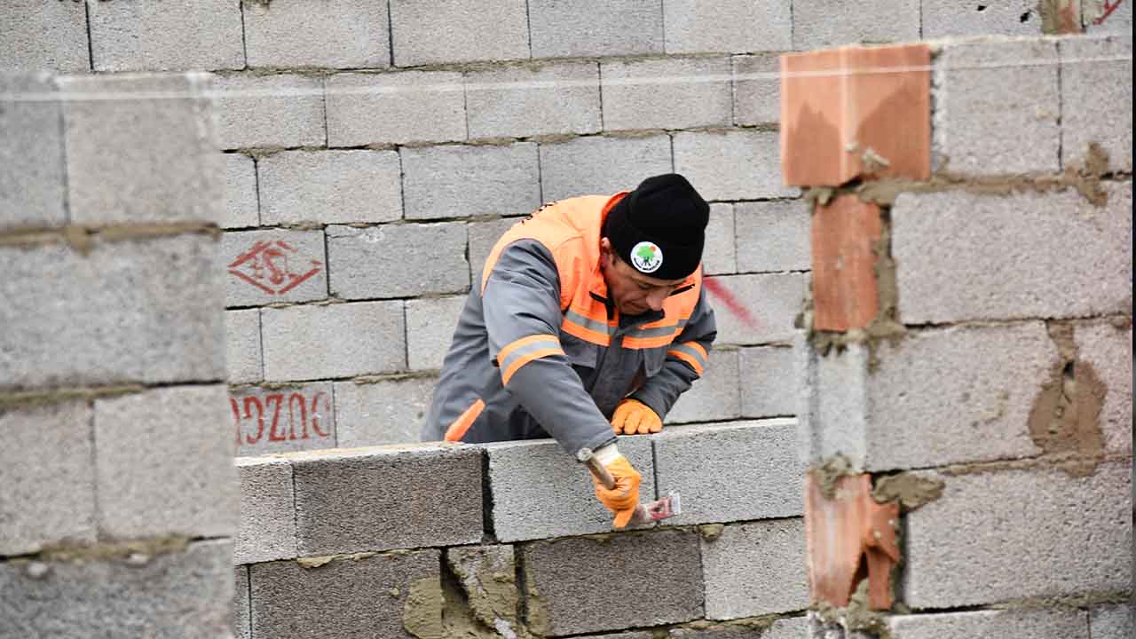 Mamak Belediyesi’nden Sokak Hayvanlarına Yeni Bir Yaşam Alanı