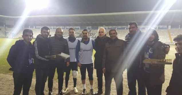 Öğrencilerden BB Erzurumspor’a destek ziyareti