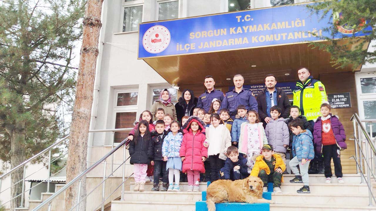 Yozgatlı Minikler Jandarma Komutanlığında!