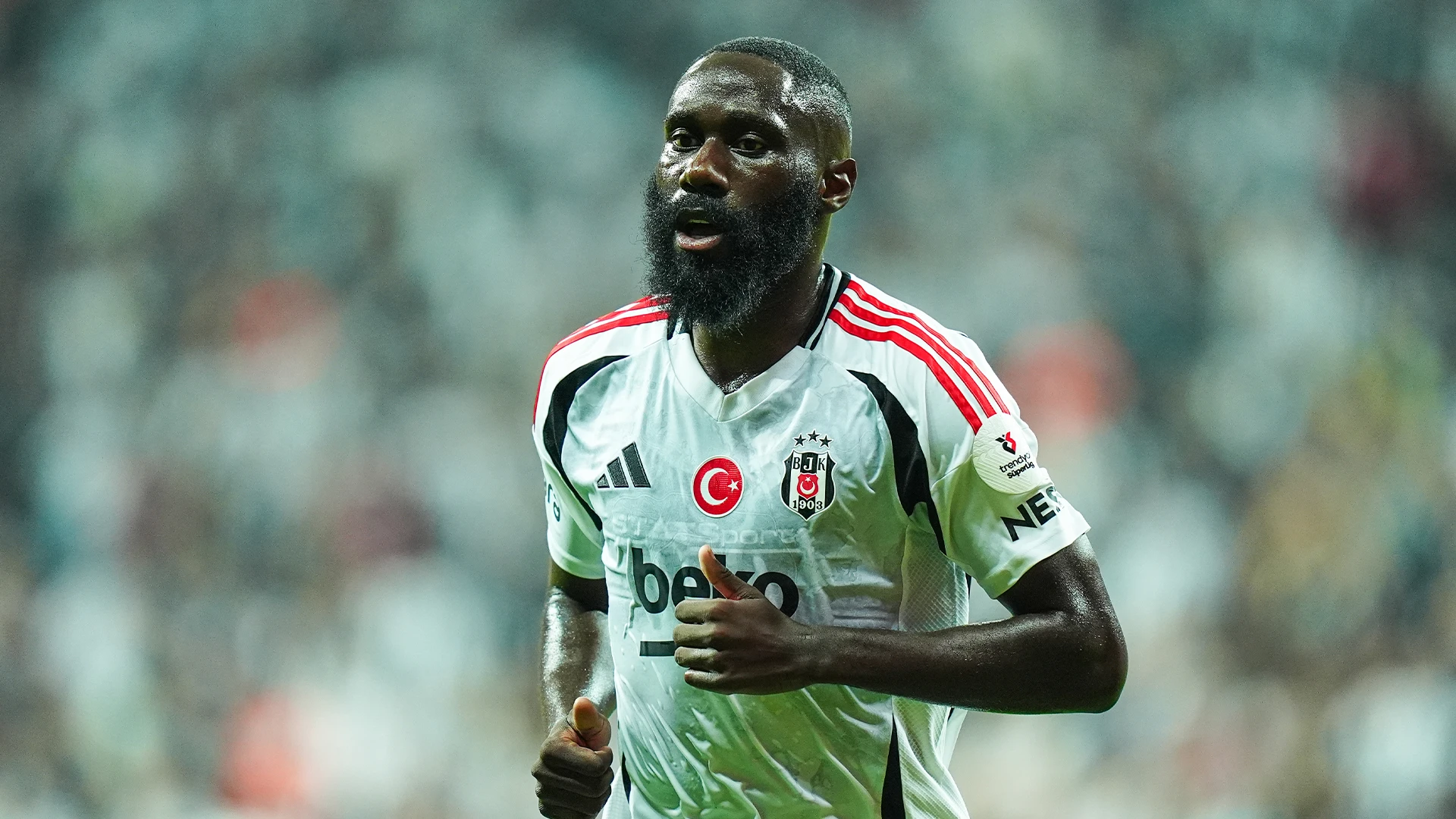 Masuaku neden ıslıklandı?