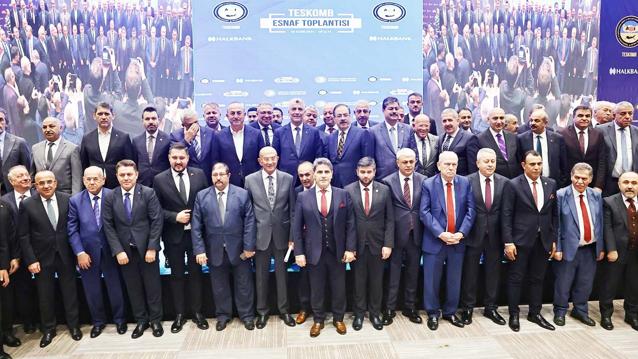 Esnaf Toplantısı Antalya’da Gerçekleşti! Bakan Bolat Yeni Planı Duyurdu!