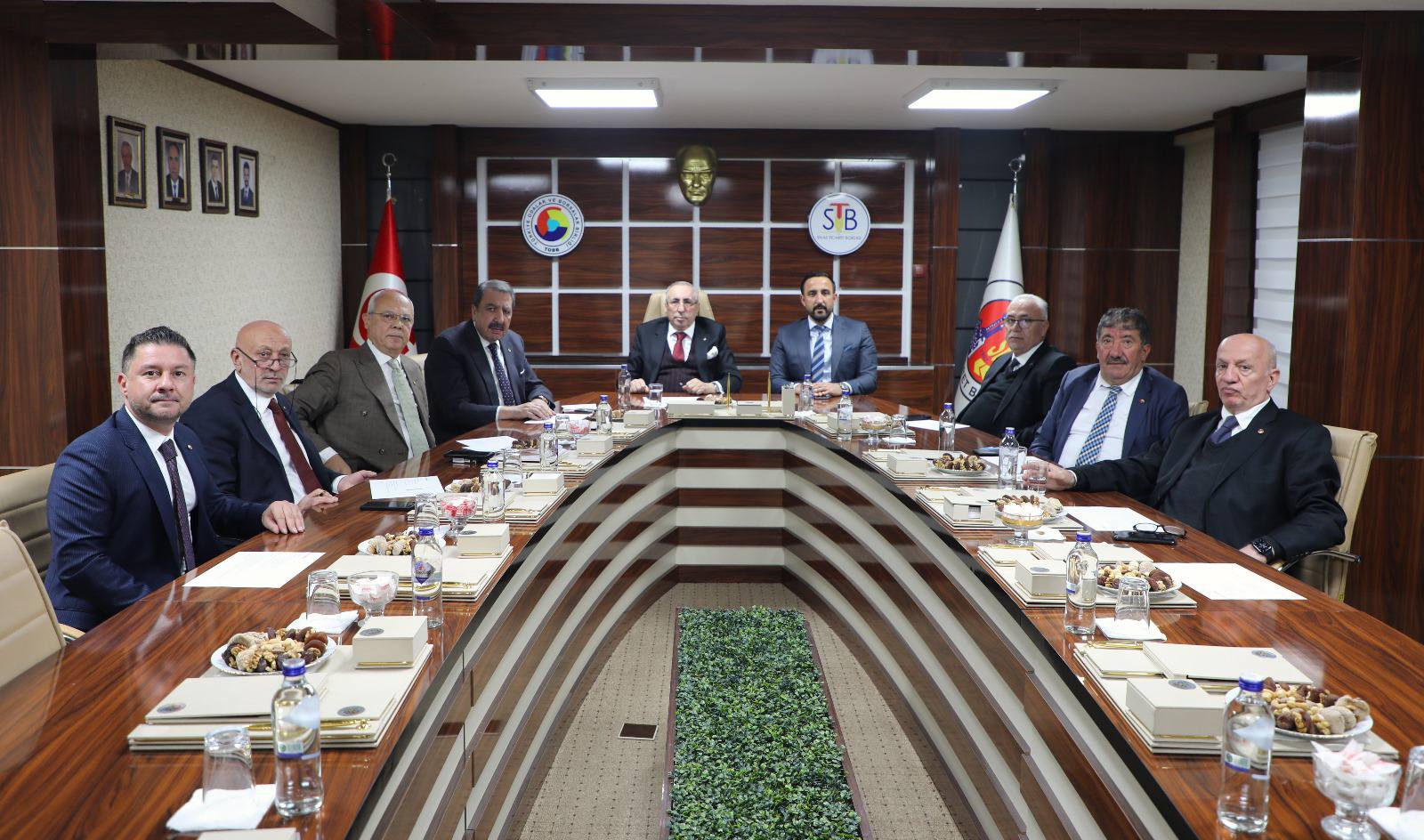 Anadolu ÜPAK Yönetim Kurulu Toplantısı Sivas'ta Yapıldı