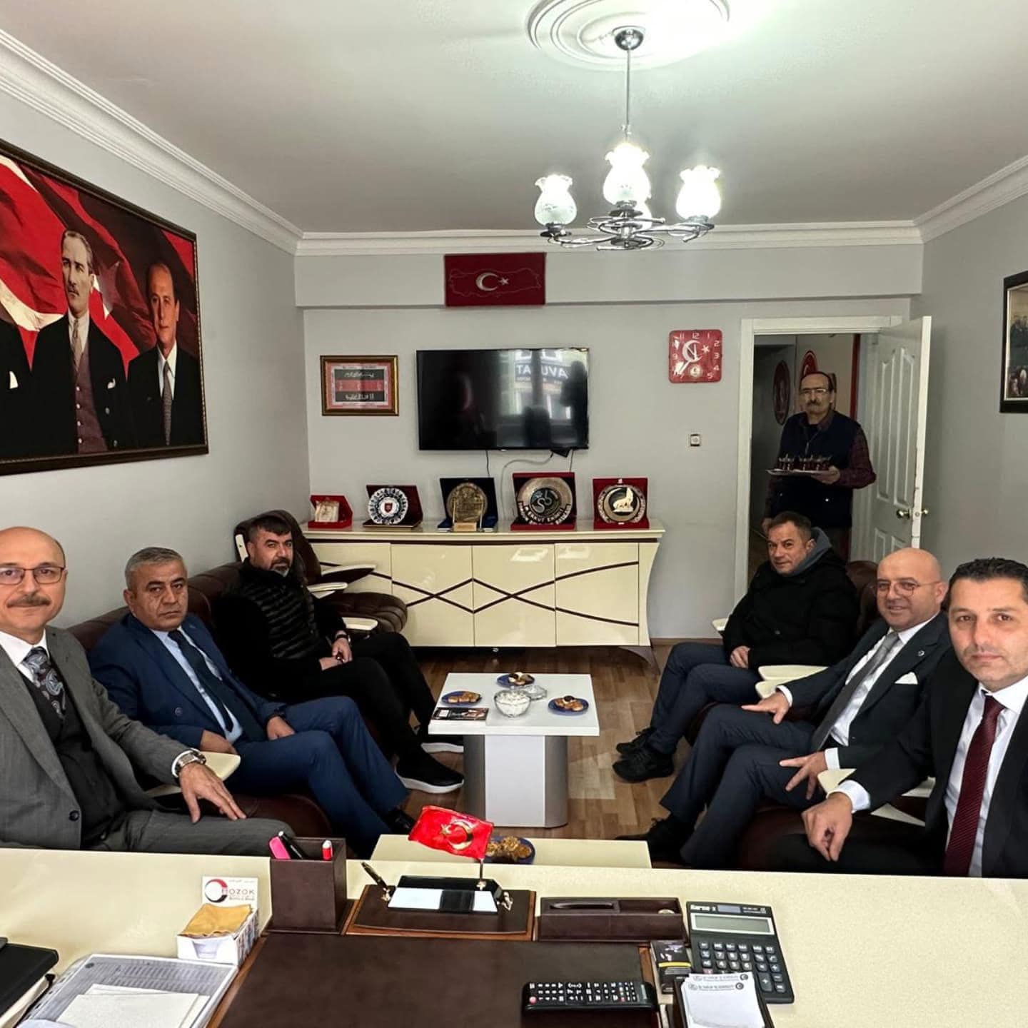 TES Genel Başkanı Talip Geylan Yozgat'ta MHP'yi ziyaret etti