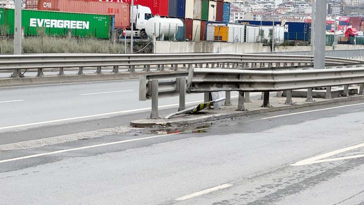 Kaygan Yolda Direksiyon Hakimiyetini Kaybetti!