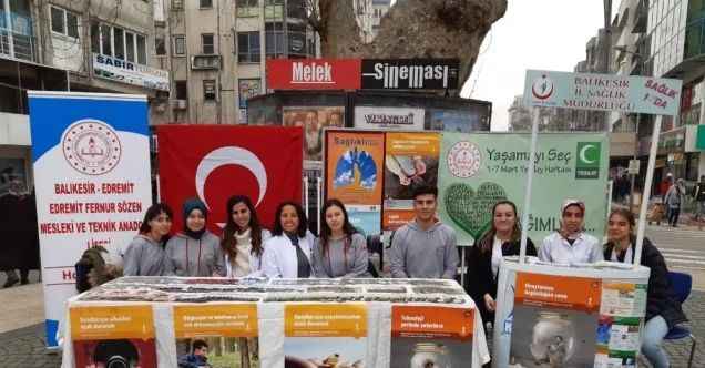 Uyuşturucudan uzak durulması için stant açtılar
